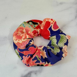 Japanese Kimono Fabric Scrunchies, Chirimen Scrunchies, Japanese Pattern Scrunchies, Colorful Scrunchies