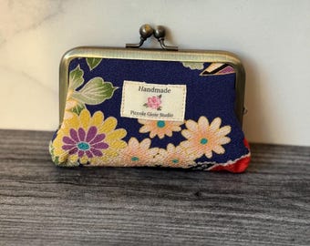 Kimono fabric cardholder case: Japanese Chirimen Fabric, Metal Frame