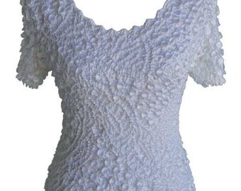 NEW Magic Coin & Flower Lace Popcorn Short Sleeve Solid White Fits UP to XL versatile