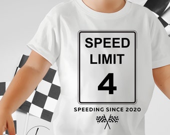 Camiseta de cumpleaños de carreras de autos, límite de velocidad 4, camisa de autos de carreras, 4to cumpleaños con temática de carreras de autos, cumpleañero, regalo de cumpleaños de autos para niños pequeños