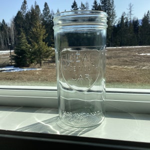 Ideal 24oz 750ml wide mouth straight side made in Canada canning mason jar Redcliff vintage 1949 glass storage, pint and a half, 24 ounce