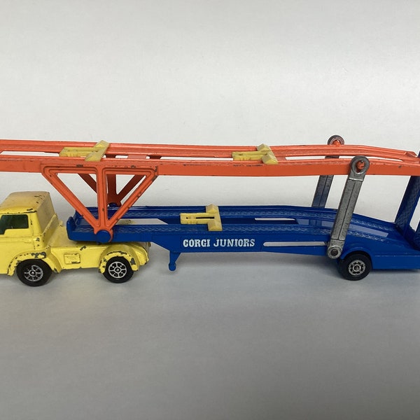 Corgi Ford D Series & Hoynor MKII Car Transporter Junior Whizzwheels vintage 1970s diecast