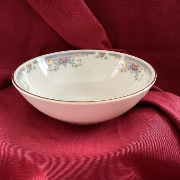 Royal Doulton Juliet Fruit Dessert Sauce Bowl 5.25" Romance Collection Fine China England 1981