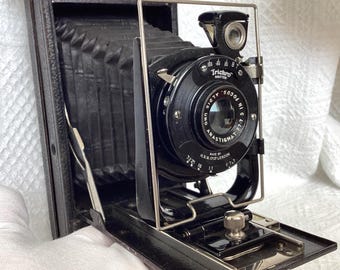Vintage Butcher's Carbine #12 Folding Camera: England, 1920s, Leather Case