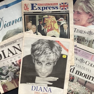 Princess Diana 6 Tributes original Newspaper sections vintage 1997, Canadian editions