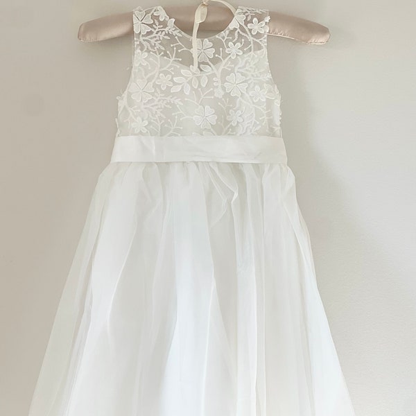 Girls White First Communion Dress, Sleeveless First Communion Gown, Lace White Flower Girl Dress, Toddler Baptism Dress