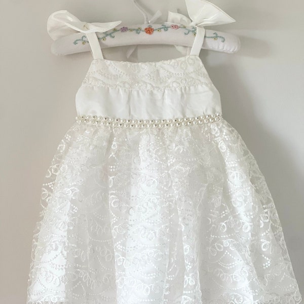 Baby Girls Sleeveless Baptism Dress, Baby Girls Christening Gown, Complete Baby Girls Sleeveless Baptism Dress, Girls Lace Dress, Gem Pearl