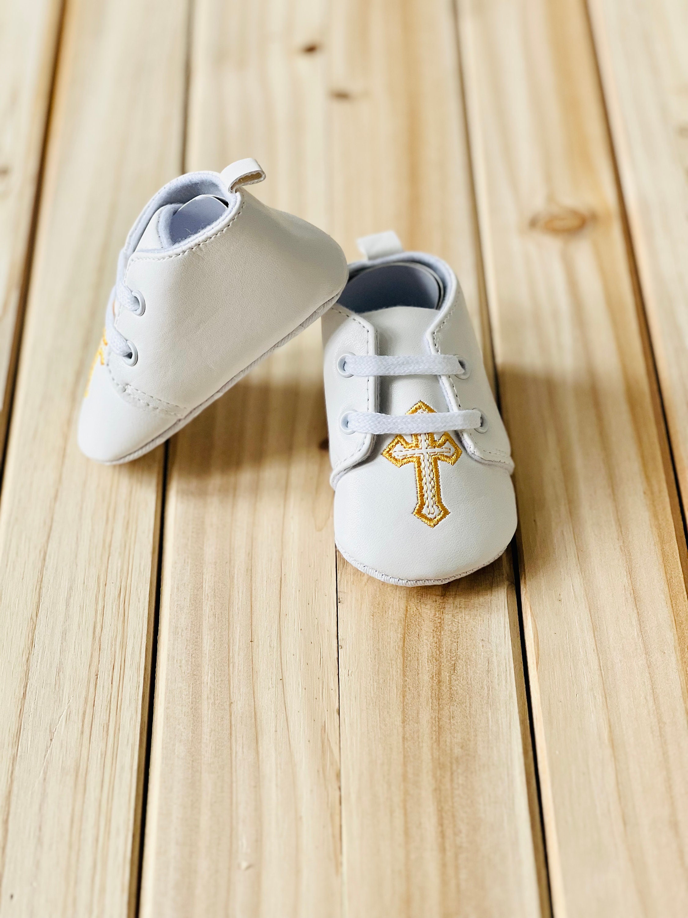 ミュージック BABYL BAPTISM Baby Boy White Baptism or Christening Shoe with Cross