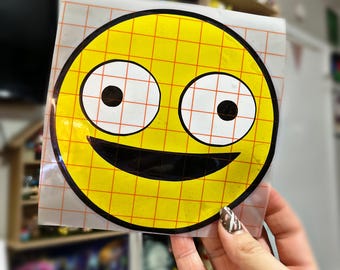 Pegatina con el logotipo de Smiling Friends, vinilo en capas, calcomanía permanente, impermeable, para adultos, natación, Alan Glep, Charlie Pim, artículo coleccionable para fanáticos