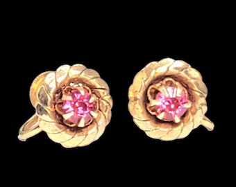 Pendientes vintage con clip de pedrería rosa chapados en oro con rosca trasera