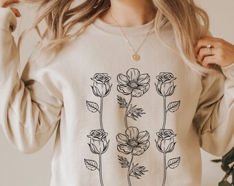 Flowers Sweatshirt, Floral Sweater for Women, Nature Lovers Unisex Heavy Blend Crewneck Sweatshirt