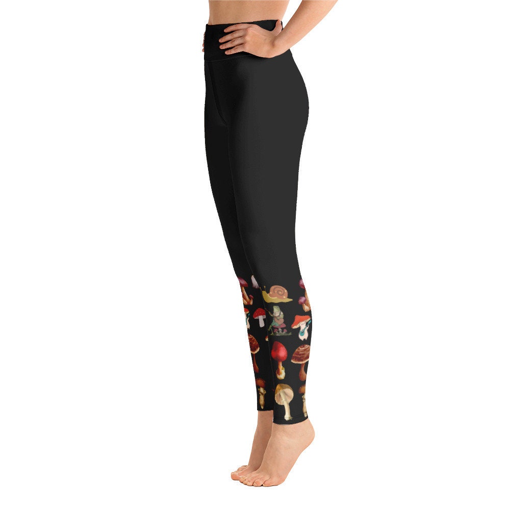 Pink Mushroom Three Hedgehogs Pattern Print Pattern Women Leggings