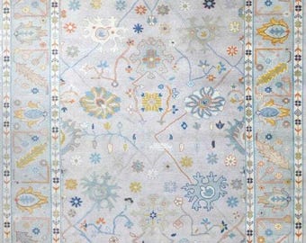 Pastelkleurige Oushak-wollen vloerkleed | Lichtgrijs Turks handgemaakt tapijt | Boho vloerkleed met bloemen | Woonkamerinrichting in vintage stijl