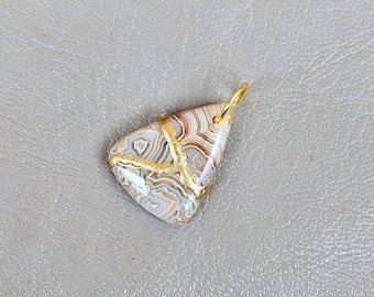 Crazy Lace Agate NECKLACE KINTSUGI Art Gold 24k Engraved Necklace Gift For Her Gold Necklace