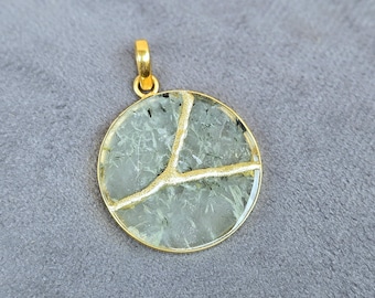 Prehnite Kintsugi Necklace – Round 30mm Pendant in Gold Plated