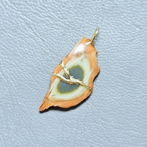 Kintsugi Necklace: Japanese Art Deco Gold Locket