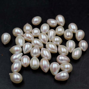 1 Pair Water Drop Pear-Shaped Freshwater Pearl White Glare Semi-Porous Particle Bare Beads DIY Loose Beads, Half Drilled Pearl DP001