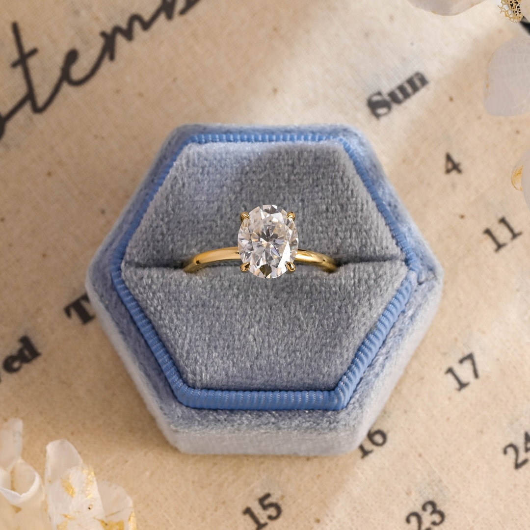 Solitaire Oval Moissanite Engagement Ring, Real Solid Gold Simple Ring ...