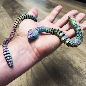 Multi-Colour Changing, Snake Fidget Toy, ADHD Fidget Toy, Stress Management, Fidget, Desk Toy, Reptile Fidget Toy