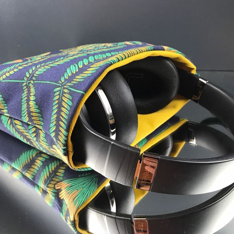 Headphone Pouch Victoria Etsy