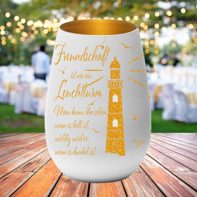 Geschenk für Freunde Freundin Freund Einweihungsgeschenk Partygeschenk mit Leuchtturm und Feundesspruch gute Freunde maritim weiß/gold