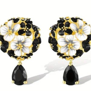 Boucles d&#39;oreilles fleurs fines noires et blanches Boucles d&#39;oreilles chics Bijoux de mariage