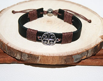 Leather bracelet with ornament / friendship bracelet / women's bracelet / Celtic heart knot / gift