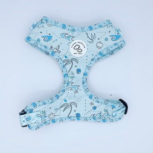 SEAS THE DAY Hundegeschirr| kein Pull-Mesh-Harness | weich | Langlebig| verstellbar | blaues Laufzubehör|ocean pattern|xxs für Katzen und Chihuahua