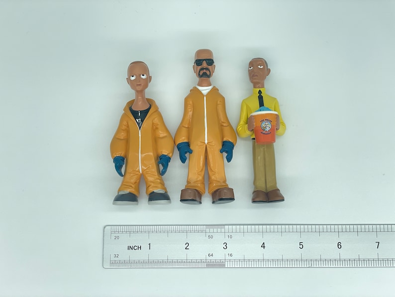 Classic Cartoon Style Breaking Bad Action Figure Cooking Clothes Walter Jesse and Gustavo Resin Model Miniature Figurines Desktop Decoration 3Pcs