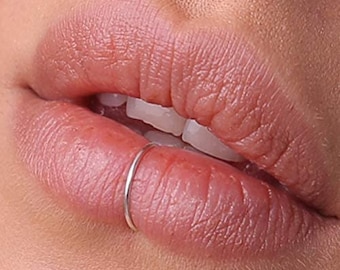 Silber Fake Lippen Ring in 925 Sterling Silber - Kein Piercing Nötig-Lippen-Manschette, Fake Lippenring, Fake Piercing