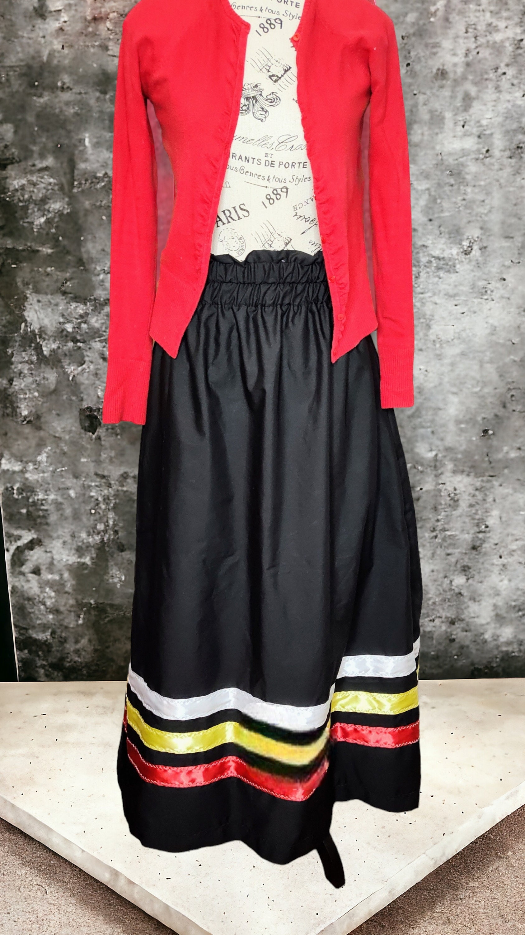 Black and white ribbon skirt 2025