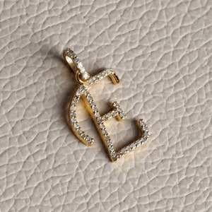 Pave Diamant, Massiv 14k Gelbgold E Initial Anhänger, Alphabet Schmuck, E Buchstabe Unisex Anhänger Neues Design Geschenk für Sie E Buchstabe Anhänger