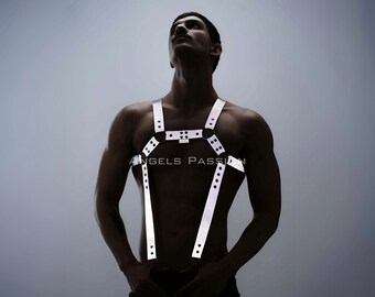Reflective Glow Chest Harness – Rave Outfit, Club Wear
