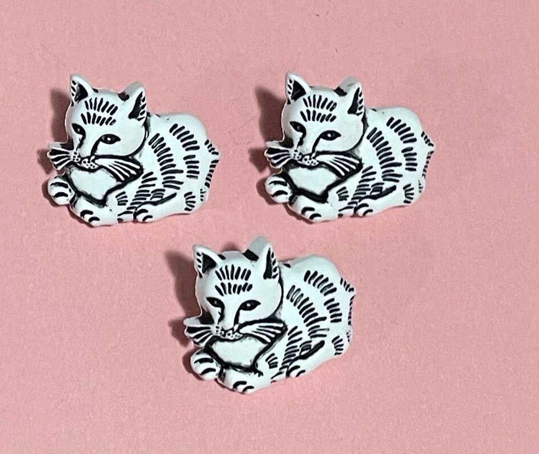 Gorgeous Cat Buttons - Set of 3 - Kitten Buttons Craft Supplies - Etsy
