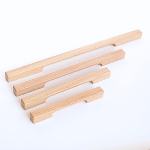 Wooden cabinet pulls, minimalist modern style solid wood drawer handles, furniture hardware for dresser, drawer, wardrobe (mod. 22, ord)