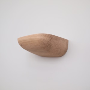 Hölzernes schwebendes Regal, kleines Holz Wandregal, Mini Holzregal, Ausstellungsregal, Regal für Pflanzen & Dekor, Housewarminggeschenk (mod.5, ord) Bild 10