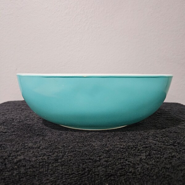 Pyrex Promo 025 Cinderella Turquoise Hostess Bowl