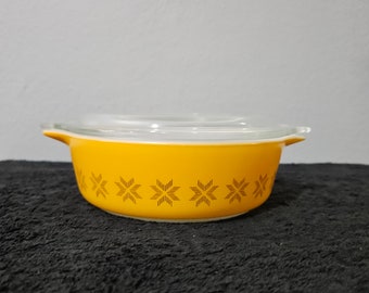 Pyrex 471 Town and Country Round Casserole Dish