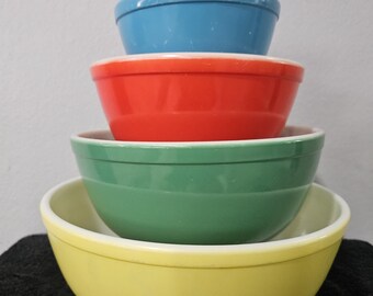 Vintage Pyrex Primary Colors Mixing Bowl Set of Four, Pyrex Nesting ...