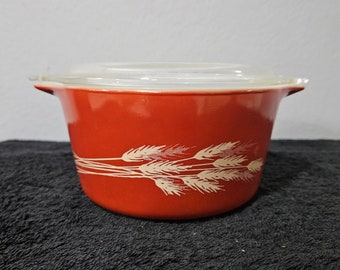 Pyrex Autumn Harvest 473 Round Casserole Dish