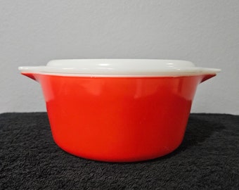 Pyrex Friendship 474 Round Casserole Opal Lid