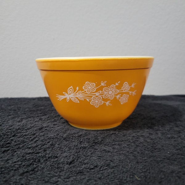 Pyrex Butterfly Gold Redesign 401 Mixing Bowl