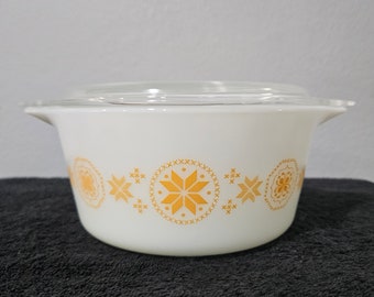 Pyrex Town & Country Stamp Program 474 Casserole Dish