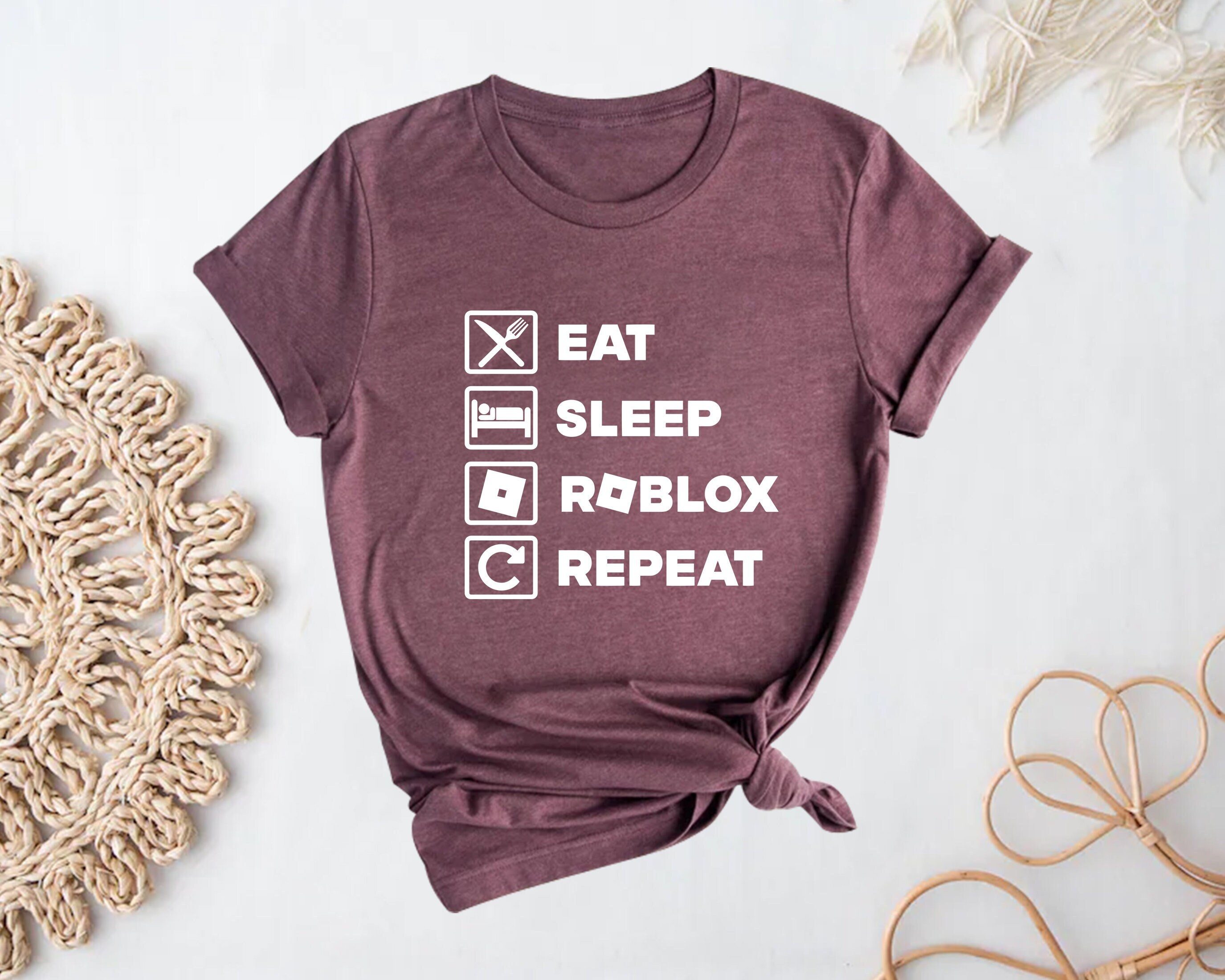 NIP Girls Boys ROBLOX T-shirt & Shorts Summer Outfit Set - size 7