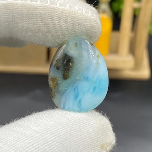 Natural Peruvian Opal Cabochon: Bright Blue Gemstone, 14.95 ct