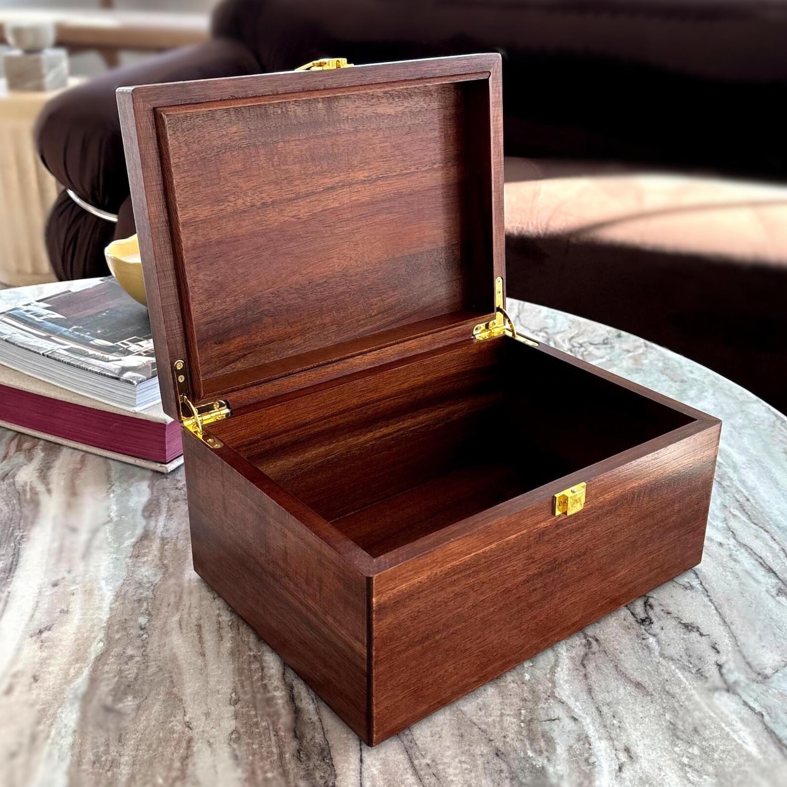 Wood Memory Box: Stained Keepsake Box with Hinged Lid - Varnish (Natural)