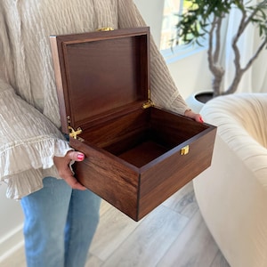 Personalized Large Wooden Keepsake Box: Engraved Wedding Memory Box - Etsy