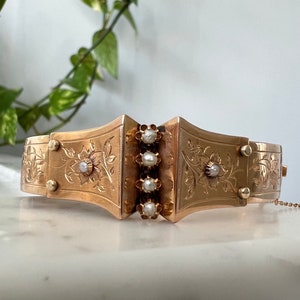 Antique Victorian era 18k gold seed pearl bracelet