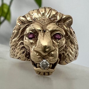 Vintage gold Lion ring with diamond and ruby eye in 14k yellow gold