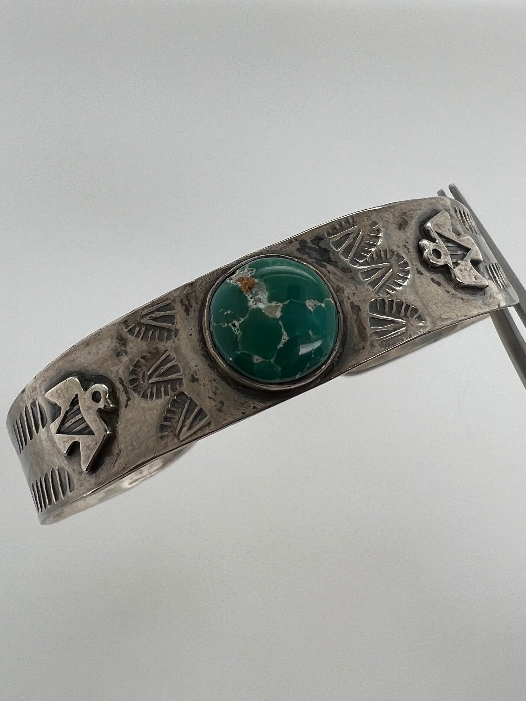 Symbolic Four Directions Native American Navajo Sterling Silver Heavy Bracelet Symbolic Four Directions Native American Navajo Sterling Silver Heavy Bracelet
